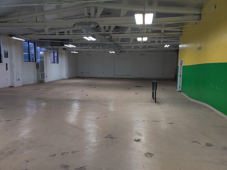 More Photos Of 746 Chester Pike, Prospect Park Storefront Retail Office For Lease