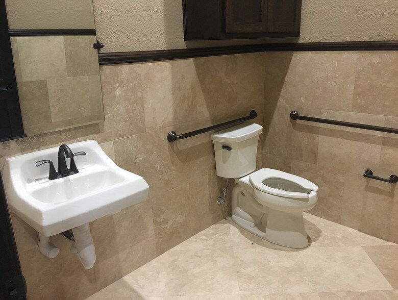 More Photos Of 5899 Preston Rd, Frisco Medical For Sale