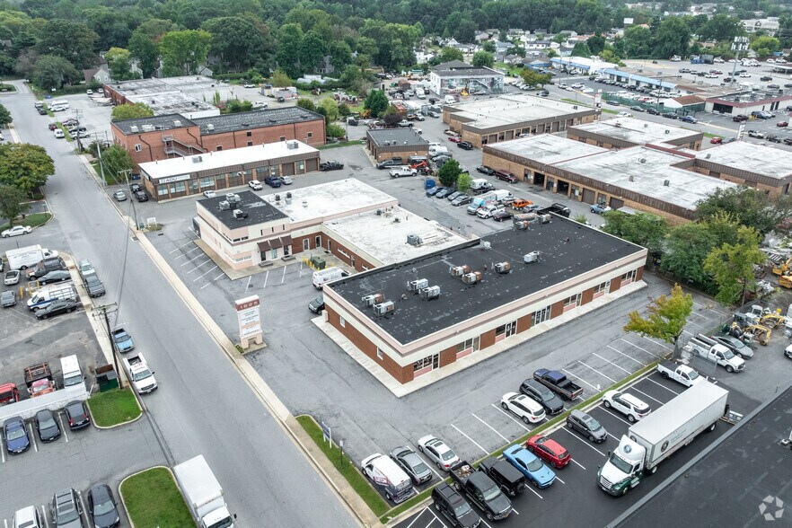 More Photos Of 1825 George Ave, Annapolis Showroom For Lease