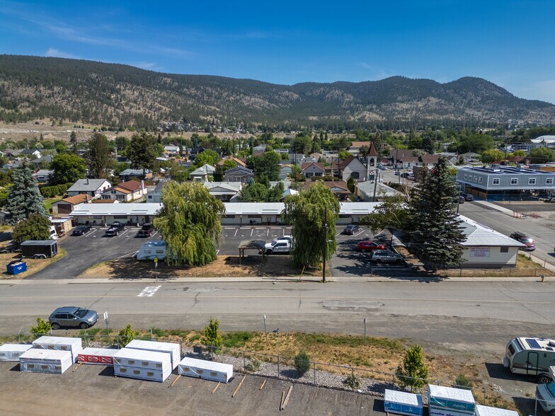 More Photos Of 1801 Chapman St, Merritt Apartments For Sale