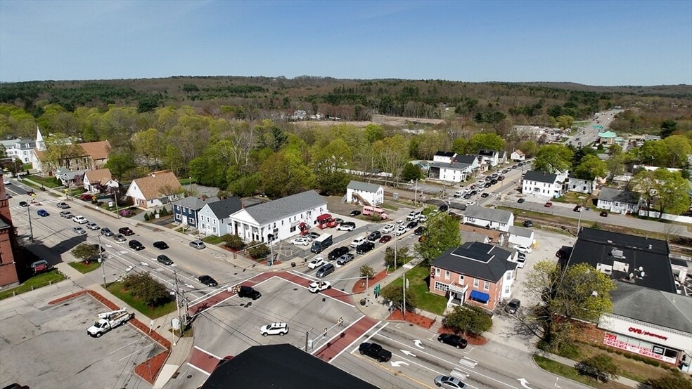 More Photos Of 308 Main St, Oxford Apartments For Sale