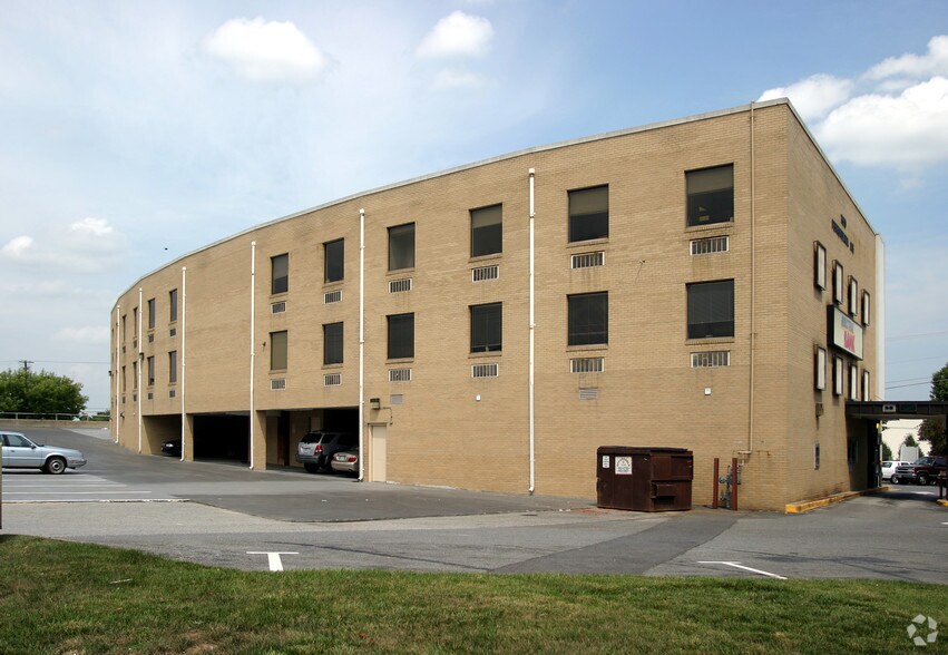 More Photos Of 7610 Pennsylvania Ave, Forestville Medical For Lease