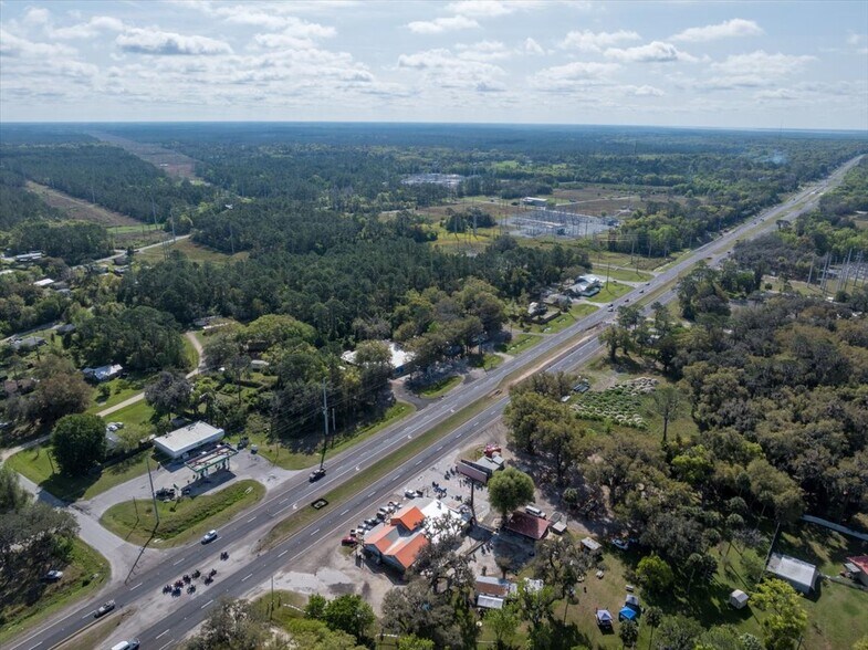 More Photos Of 337 S US Highway 17, East Palatka General Retail For Sale