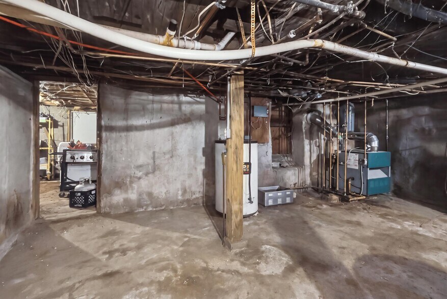 More Photos Of 225 Owego Turnpike, Waymart Specialty For Sale