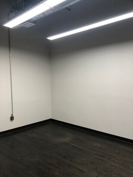 More Photos Of 161 W Harrison St, Chicago Apartments For Lease