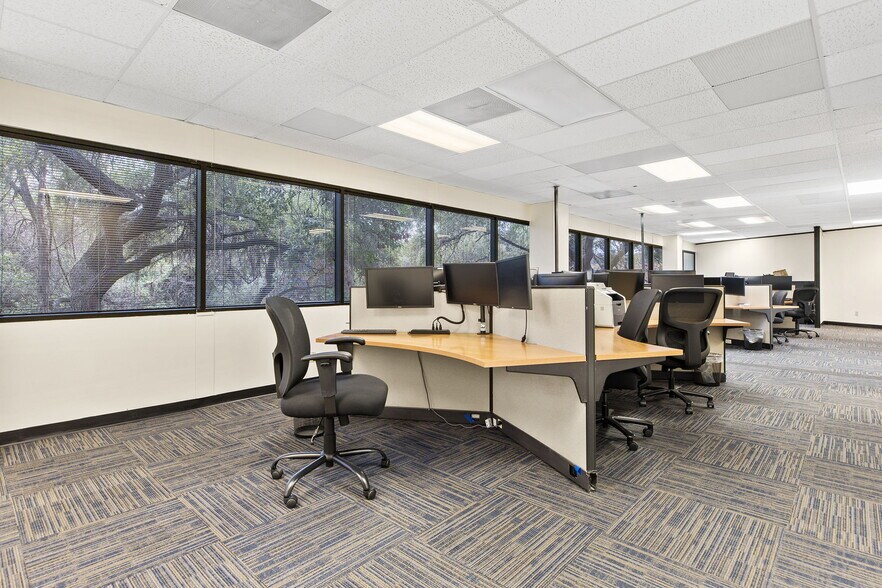 More Photos Of 1101 S Capital Of Texas Hwy, West Lake Hills Office For Lease