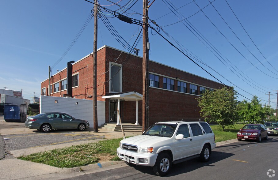 More Photos Of 3510-3514 Old Silver Hill Rd, Suitland Storefront Retail Office For Lease