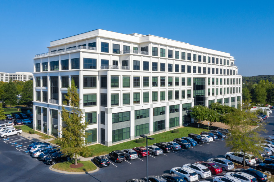 Primary Photo Of 3600 Arco Corporate Dr, Charlotte Office Residential For Lease