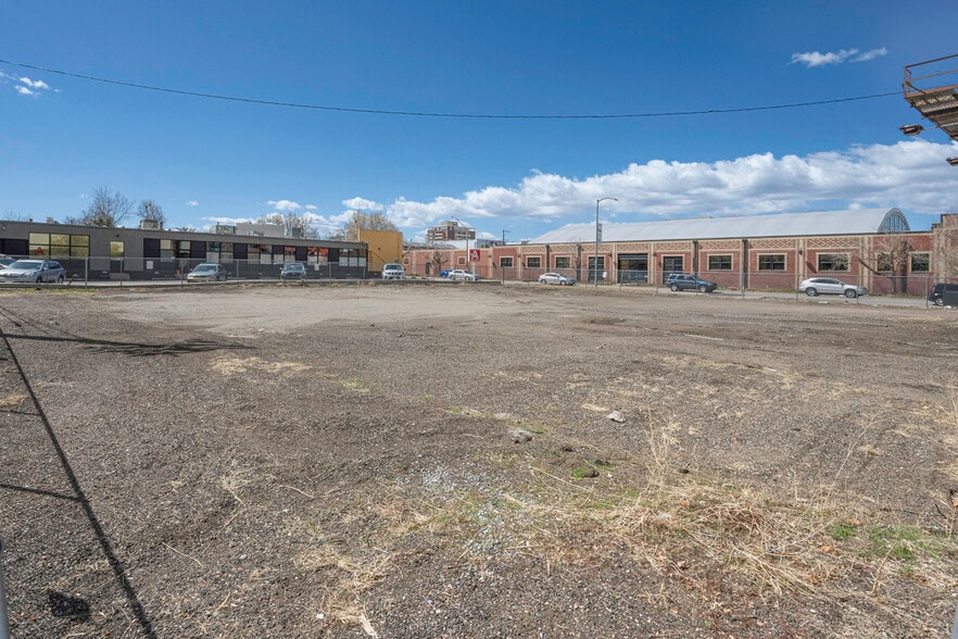 More Photos Of 490 Lincoln St, Denver Land For Lease