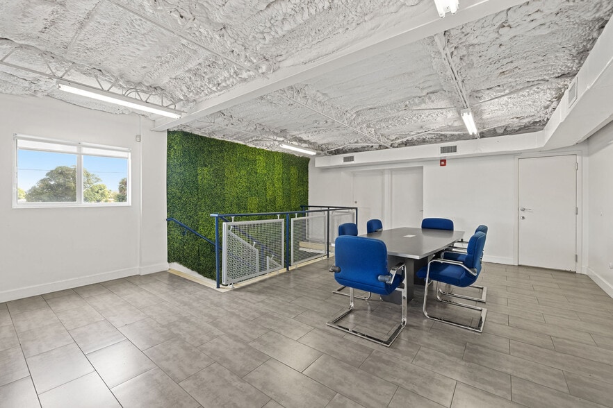 More Photos Of 17890 NW 29th Ct, Miami Gardens Warehouse For Sale