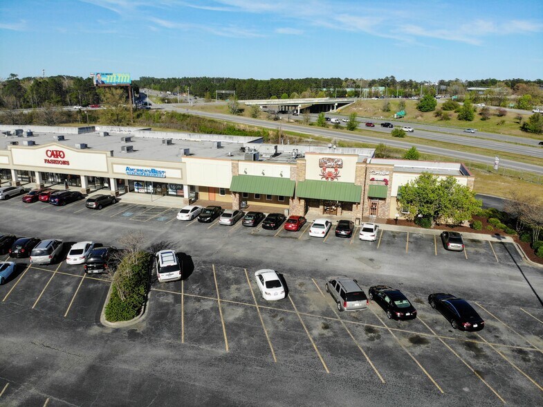 More Photos Of 5420 Forest Dr, Columbia Unknown For Lease