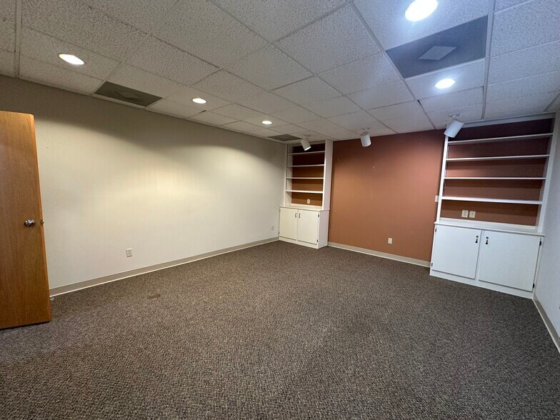 More Photos Of 200 Professional Park Dr SE, Blacksburg Medical For Lease