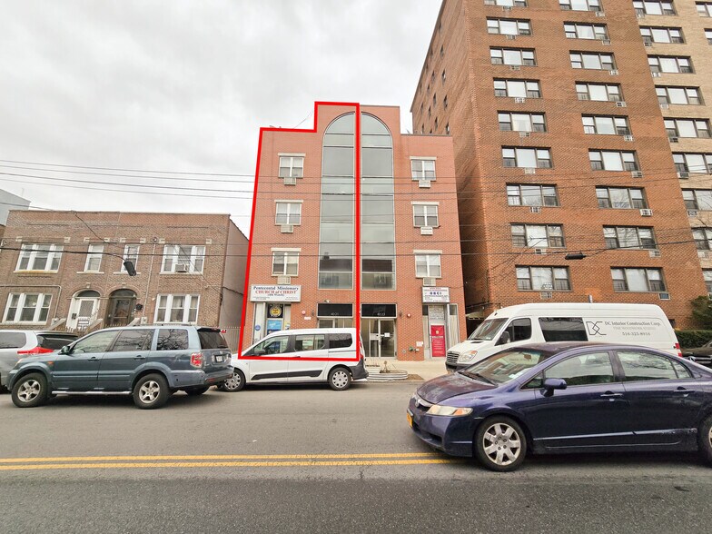 More Photos Of 40-21 69th St, Flushing Apartments For Sale