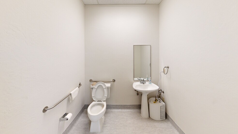 More Photos Of 10940 Fair Oaks Blvd, Fair Oaks Office For Lease