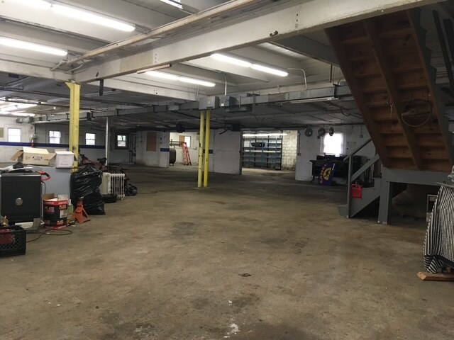 More Photos Of 11 Summer St, Bellingham Manufacturing For Sale