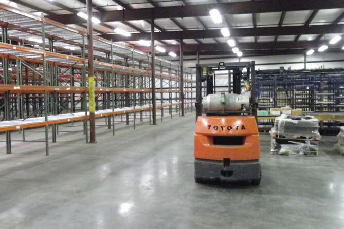 More Photos Of 5 Trautman Industrial Ct, Sainte Genevieve Warehouse For Sale