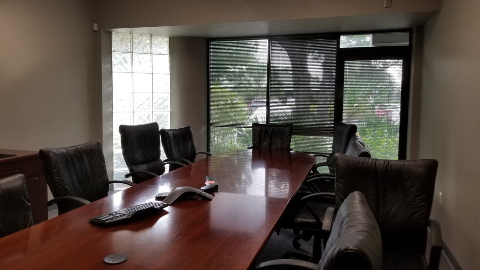 More Photos Of 4525 140th Ave N, Clearwater Loft Creative Space For Lease