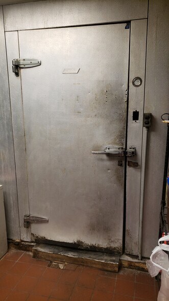 More Photos Of 3501 Birney Ave, Moosic Sports And Entertainment For Sale