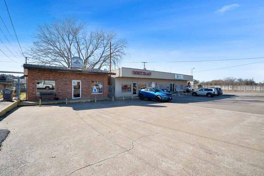 More Photos Of 1129 Boyd rd, Azle Industrial For Sale