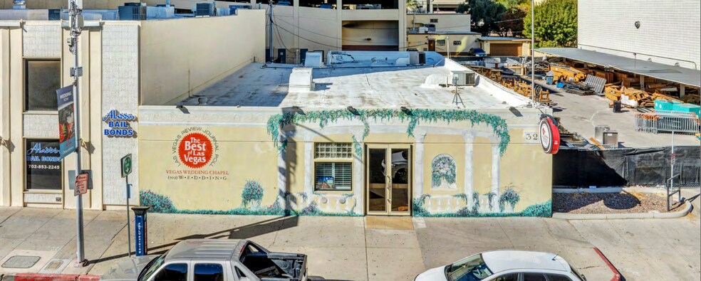 More Photos Of 320 S 3rd St, Las Vegas General Retail For Lease