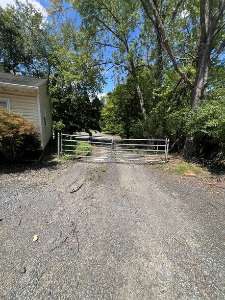 More Photos Of 1612 Ferguson Ln, Fort Washington Land For Sale