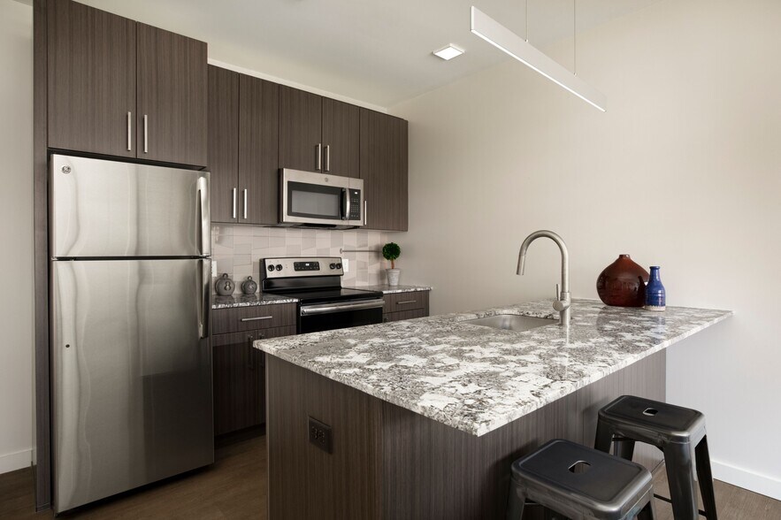 More Photos Of 190 Pleasant St, Malden Apartments For Lease