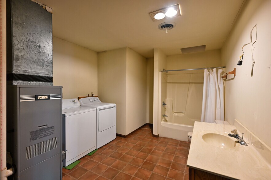 More Photos Of 23694 Clam Lake Rd, Clam Lake Restaurant For Sale