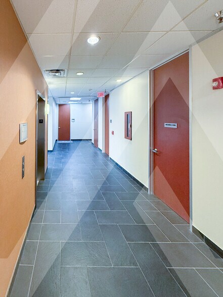 More Photos Of 16000 Stuebner Airline Rd, Spring Unknown For Lease