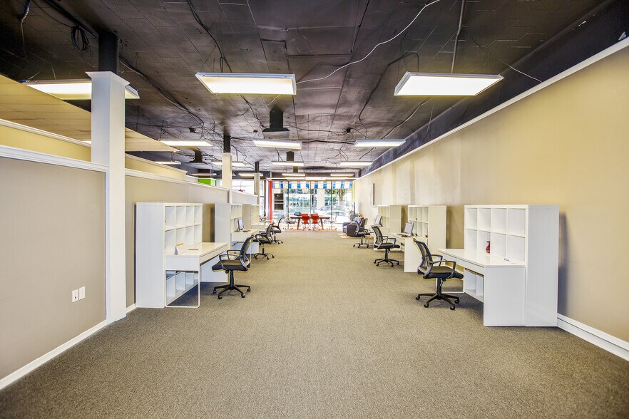 More Photos Of 214 Hay St, Fayetteville Storefront Retail Office For Lease