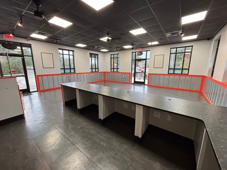 More Photos Of 10378 Ocean Hwy, Pawleys Island Restaurant For Lease