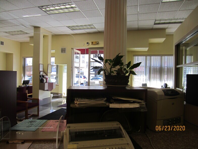 More Photos Of 1351 Powell St, San Francisco Apartments For Lease