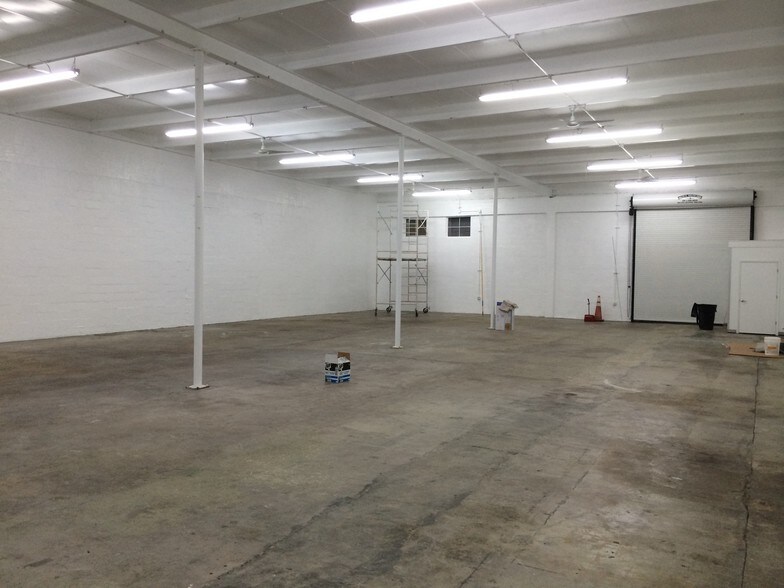 More Photos Of 301-395 NE 59th St, Miami Coworking Space