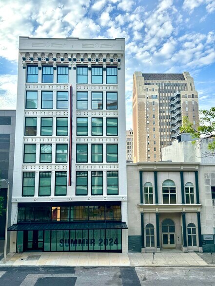 More Photos Of 2009-2011 4th Ave N, Birmingham Office For Sale