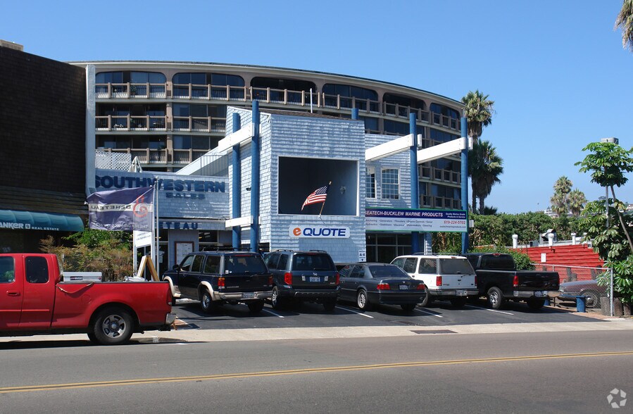More Photos Of 2731-2733 Shelter Island Dr, San Diego Freestanding For Lease