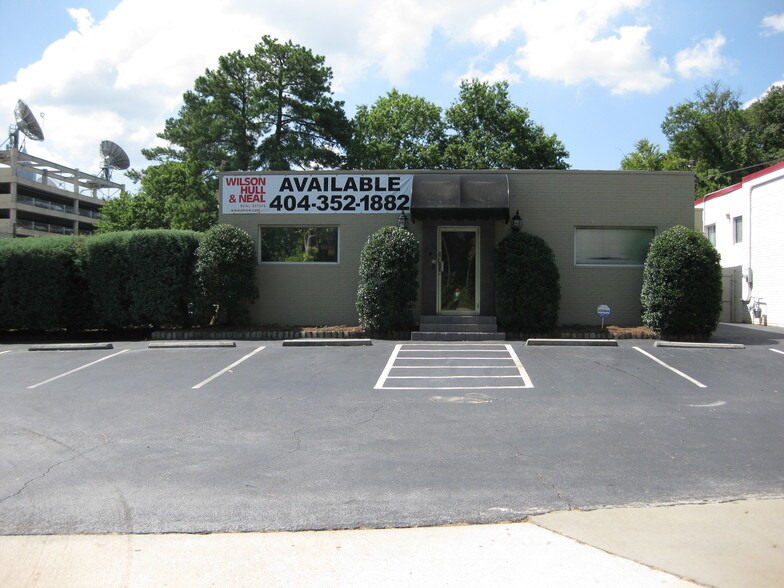 More Photos Of 290 14th St NW, Atlanta Convenience Store For Sale