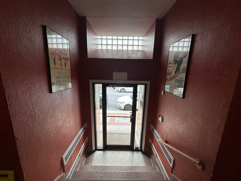 More Photos Of 215 W 18th St, Kansas City Office For Lease