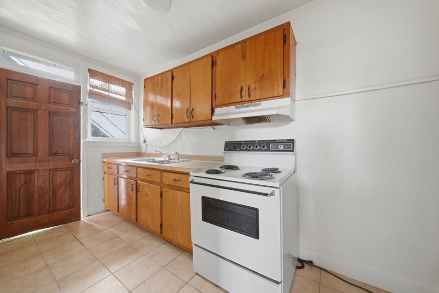 More Photos Of , Norfolk Multifamily For Sale