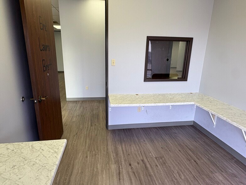 More Photos Of 1602 N Mechanic St, El Campo Land For Sale