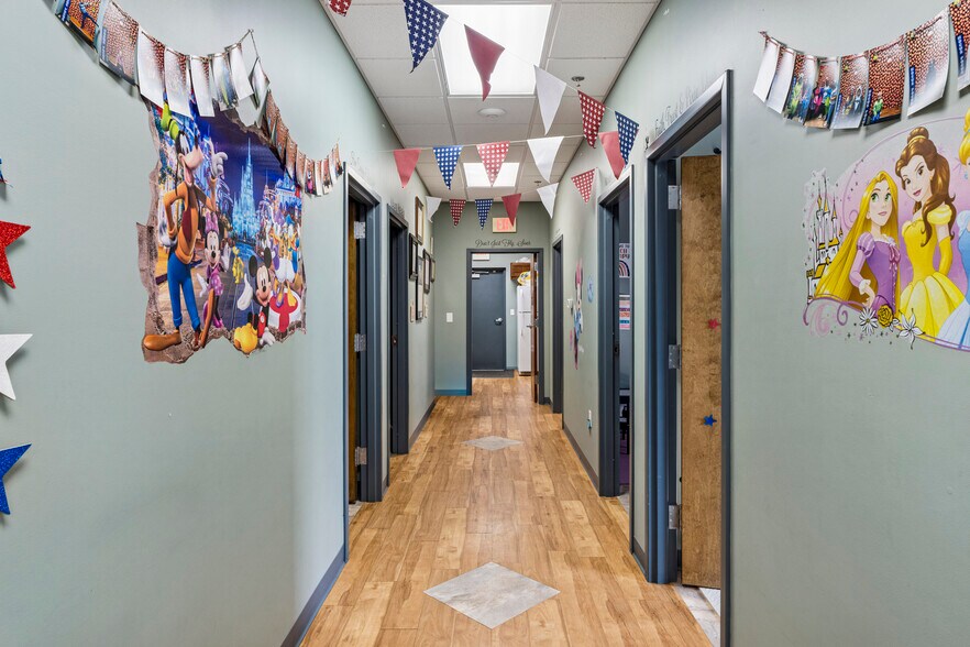 More Photos Of 26208 Lee Hwy, Abingdon Medical For Lease