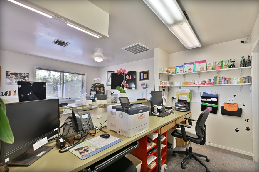 More Photos Of 382 CA-4, Murphys Office For Sale