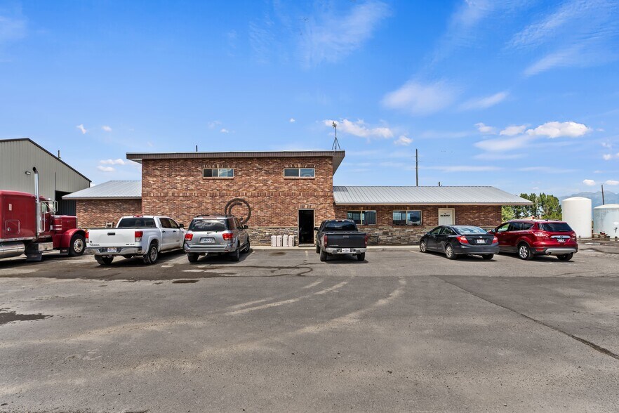 More Photos Of 908 W 1000 N, Spanish Fork Manufacturing For Sale