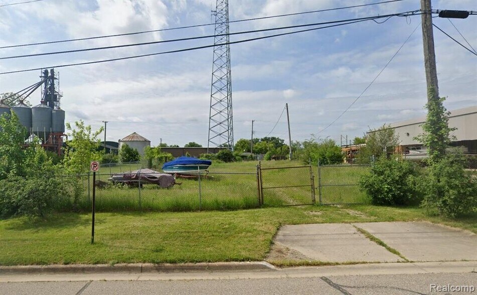 Primary Photo Of V/L Howard, Lapeer Land For Lease