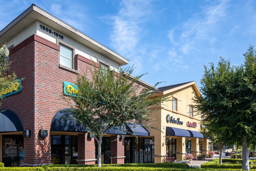 More Photos Of 1893-1995 W Malvern Ave, Fullerton Unknown For Lease