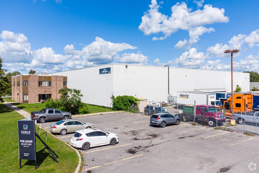 More Photos Of 5499 Canotek Rd, Ottawa Warehouse For Lease