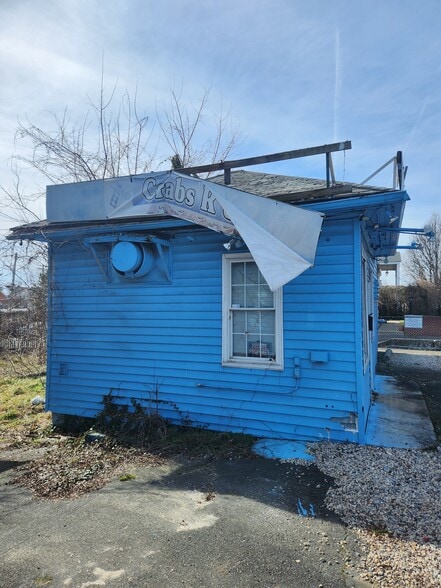 More Photos Of 4101 Wilkens Ave, Baltimore Storefront Retail Residential For Lease