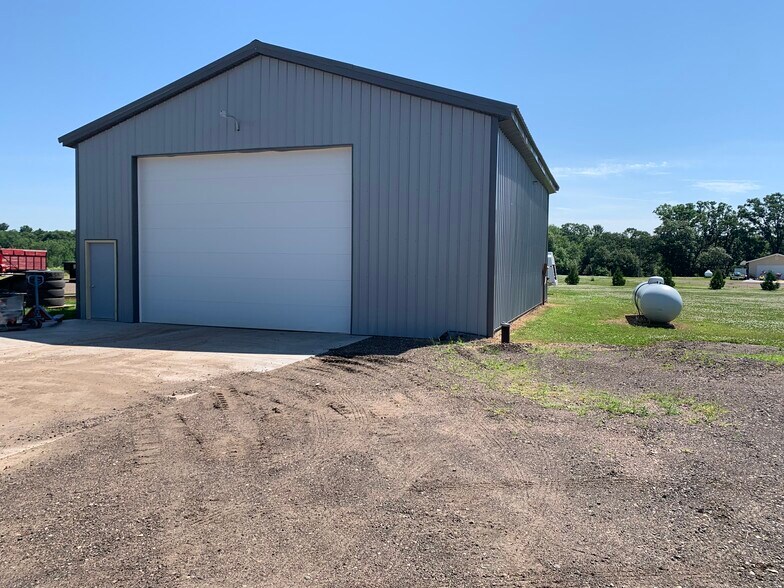 More Photos Of 14248 109th Ave, Chippewa Falls Warehouse For Lease