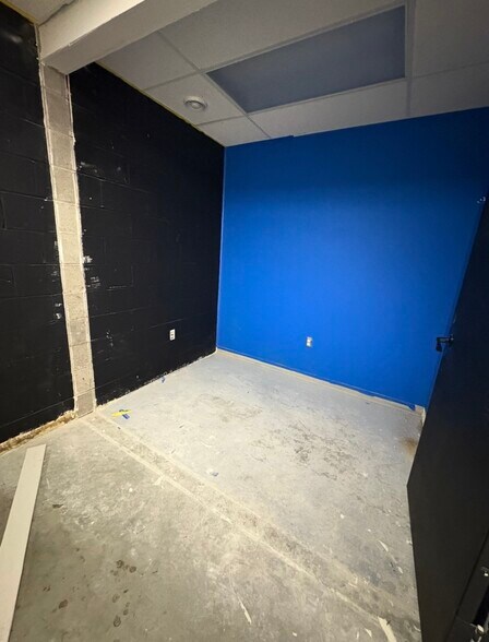 More Photos Of 43510 National Rd, Belmont Industrial For Sale