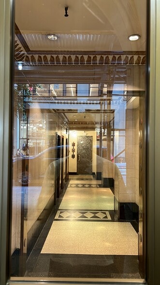 More Photos Of 306 W 38th St, New York Loft Creative Space For Lease