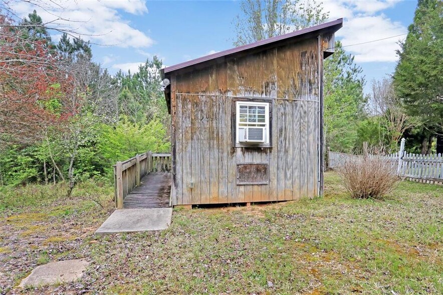 More Photos Of 8095 Keowee School Rd, Seneca Storefront Retail Residential For Sale