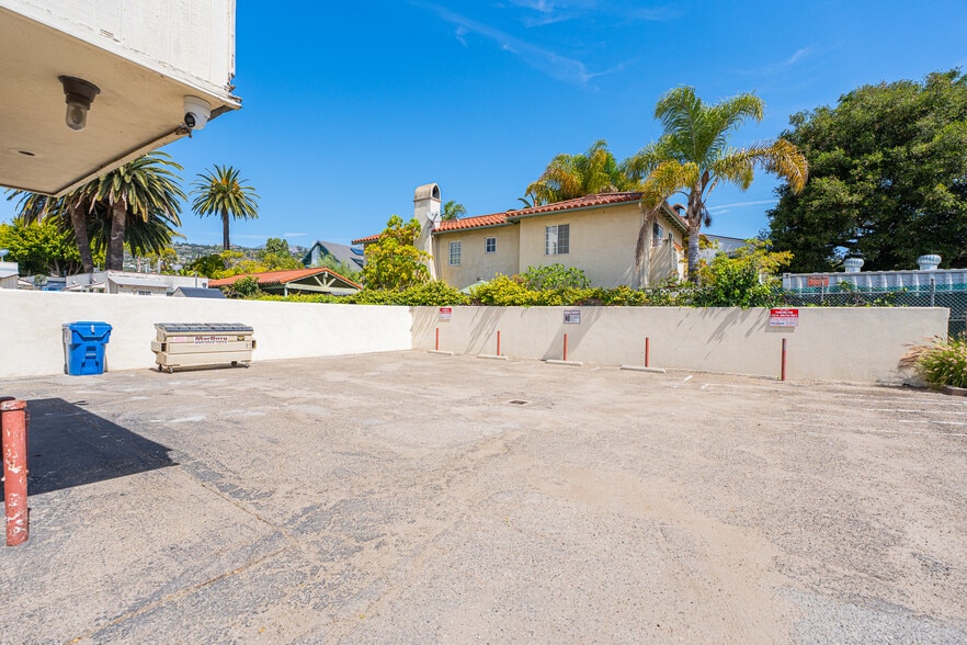 More Photos Of 422 N Milpas St, Santa Barbara Office For Sale